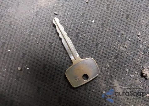 2010 Toyota Yaris из США, поврежденный, VIN JTDKT4K38A5282911